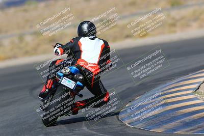 media/Apr-10-2022-SoCal Trackdays (Sun) [[f104b12566]]/Turn 11 Backside (945am)/